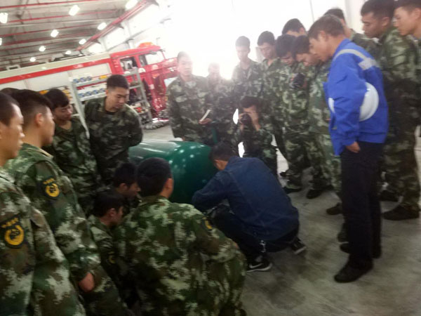 上海某消防队带压密封技术交流
